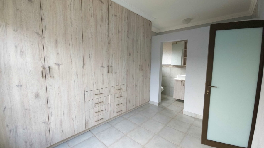 To Let 2 Bedroom Property for Rent in Melodie North West